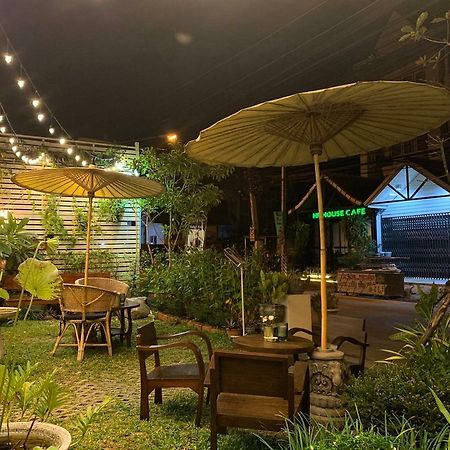 Elliebum Boutique Hotel Chiang Mai Exteriör bild