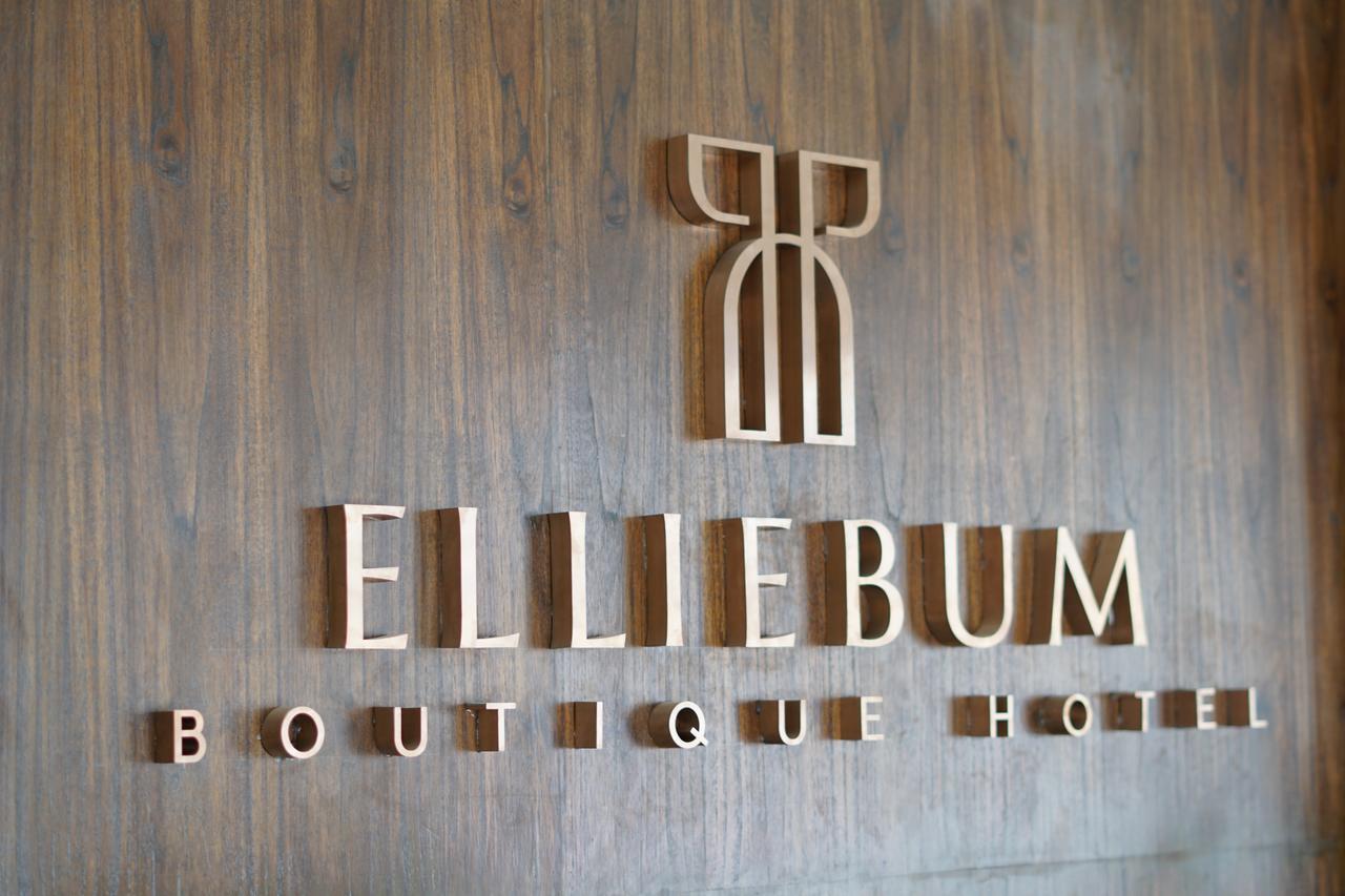 Elliebum Boutique Hotel Chiang Mai Exteriör bild